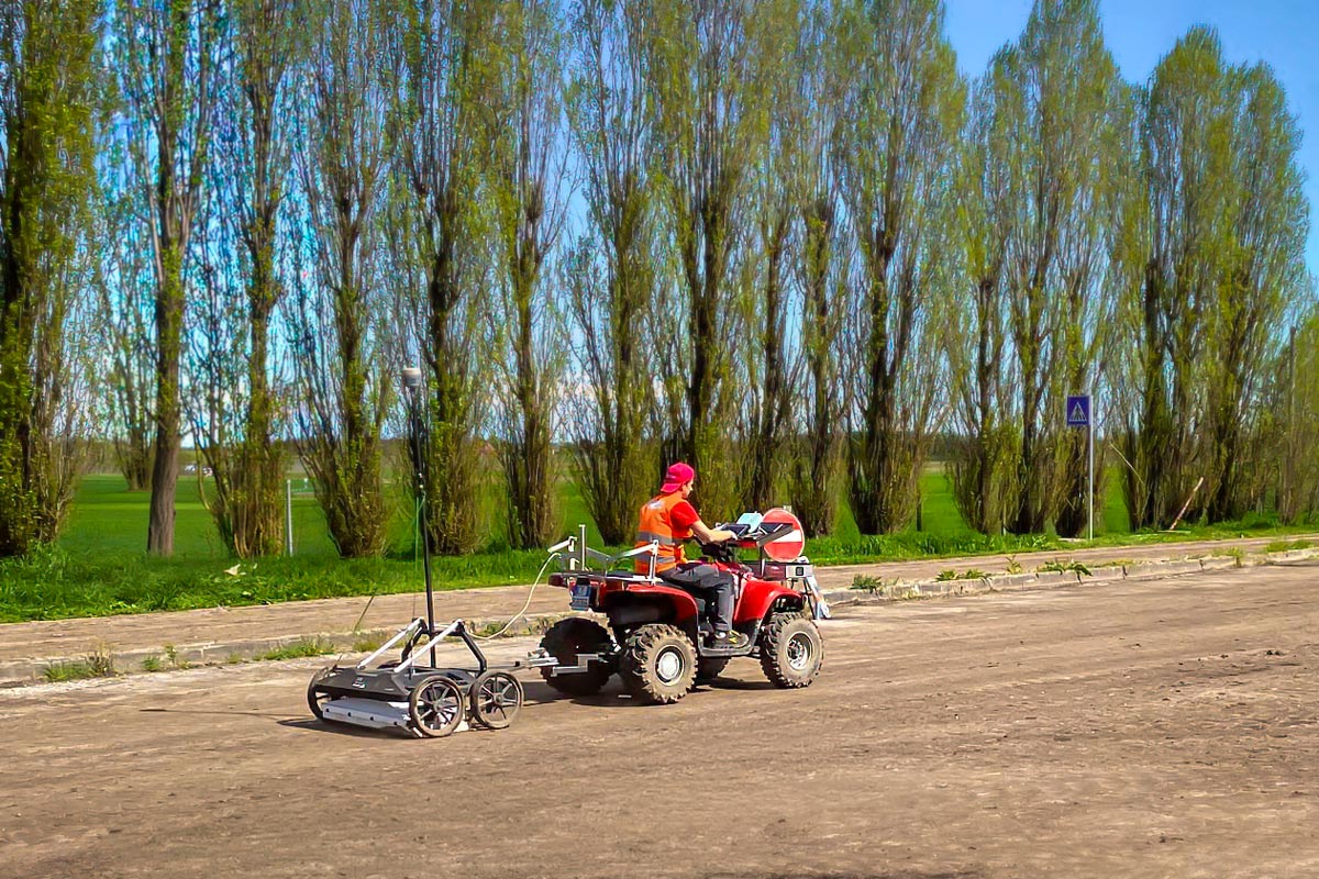 Rilievo GPR sottoservizi con sistema trainato da quad su area estesa